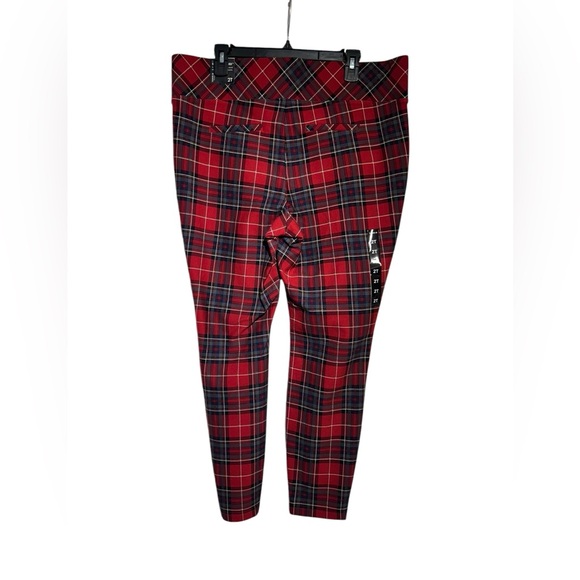 NWT this season Pull on pixie pant - Picture 3 of 5